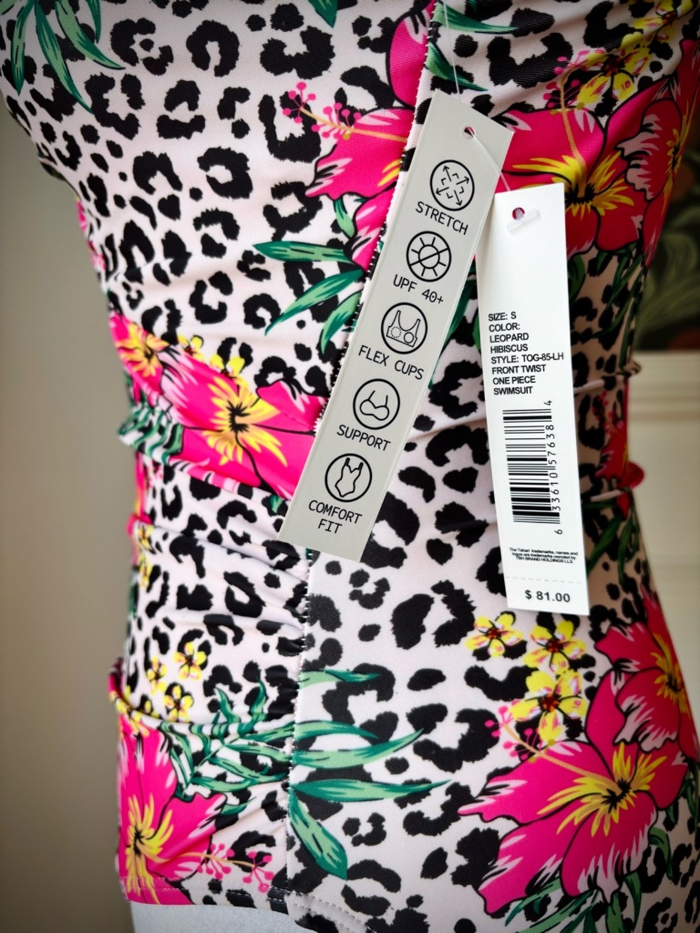 NWT🌺✨ TAHARI One Piece Bathing Suit - Picture 4 of 8